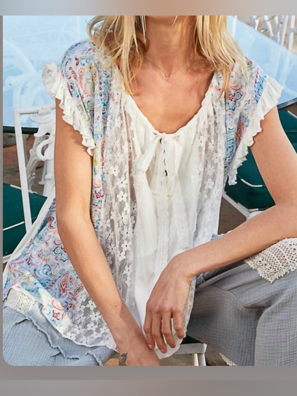 Pol - EUC - Lace and Floral Knit Top - Picture 2 of 9